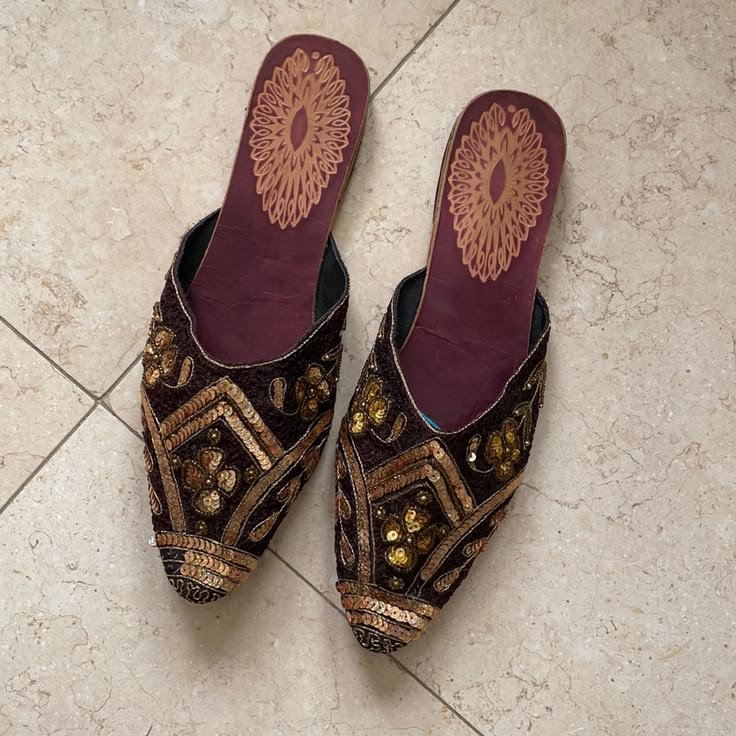 brown & gold beaded slides color brown gold size 9